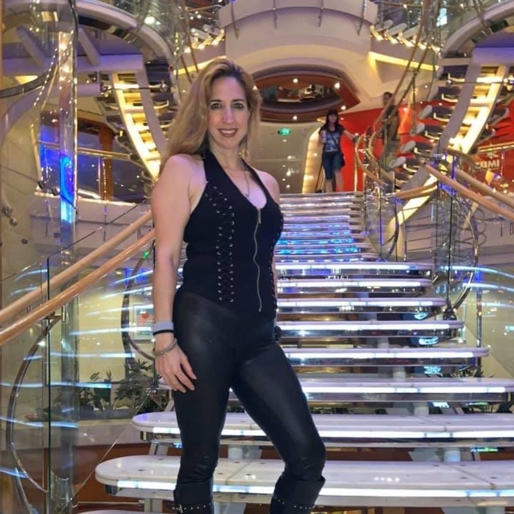 Meet your Posher, Kara